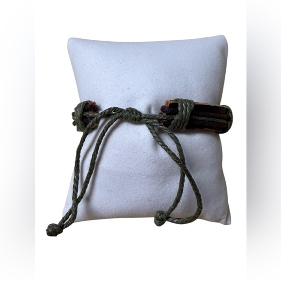 Hand Crafted Bracelet Brown Black And Sage Bone Dragonfly - Picture 2 of 2